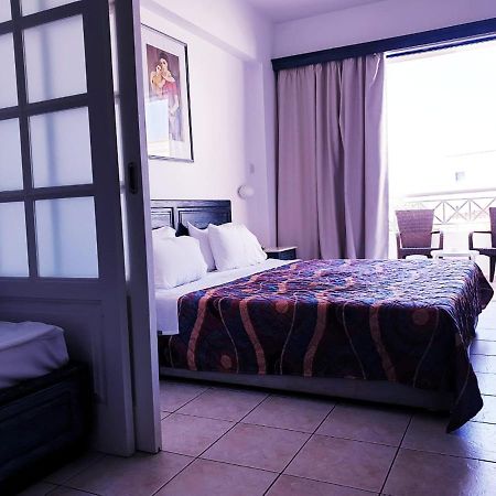 Sea Base Holiday Apartments Klorakas Ngoại thất bức ảnh