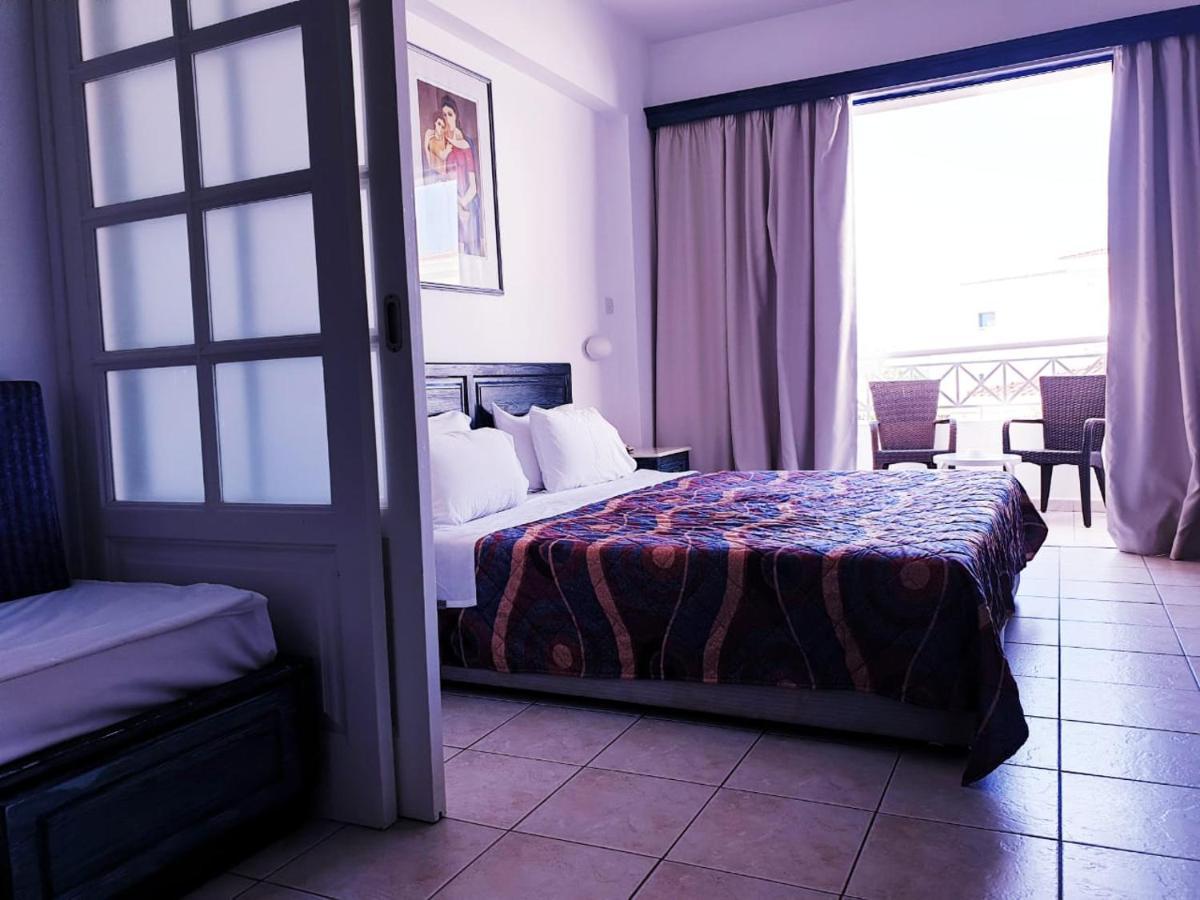 Sea Base Holiday Apartments Klorakas Ngoại thất bức ảnh